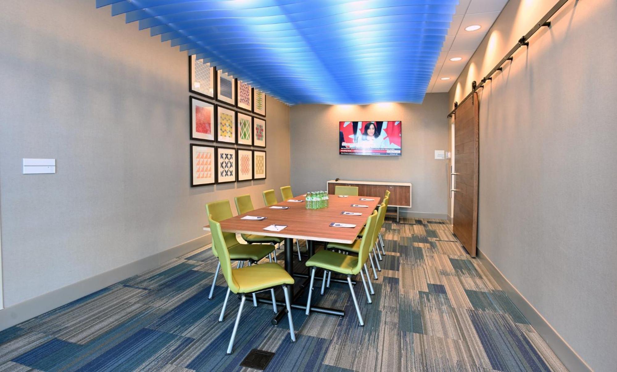 Holiday Inn Express & Suites - Aurora By Ihg Exterior foto