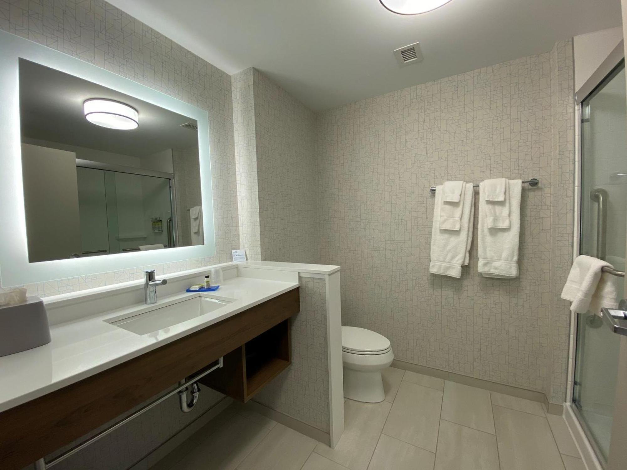 Holiday Inn Express & Suites - Aurora By Ihg Exterior foto